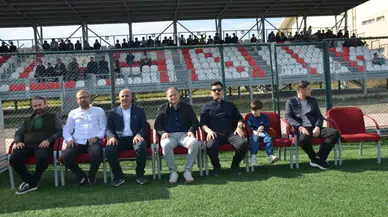 Muş'ta Şampiyonluk Coşkusu! Bulanık Gençlerbirliği Play-Off'a Yükseldi