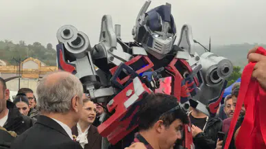 TB2 Bayraktar ve Dans Eden Robot Bartın'da İlgi Odağı Oldu