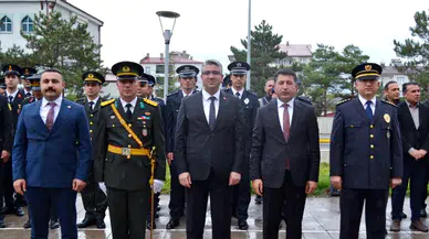 Cumhuriyet Bayramı Zara’da Anlamlı Bir Törenle Başladı!