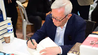 Sivaslı Yazar Beşir Ayvazoğlu Malatya Kitap Fuarı'na Damga Vurdu