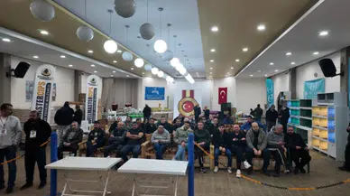 Ankara'da Renkli Yarışma! Gloster Kanaryalar Görücüye Çıktı