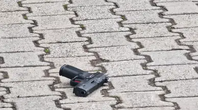 Korku Dolu Dakikalar: AVM'de Kendi Silahıyla Vuruldu!