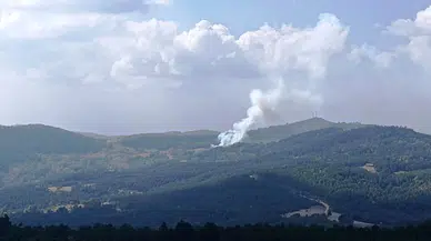 Kütahya'da Korkutan Yangın! 3 Saatlik Mücadeleyle Söndürüldü