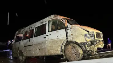 İşçi servisi şarampole devrildi