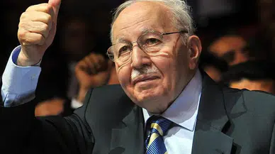 Sivas Belediyesi Erbakan’ı Rahmetle Andı