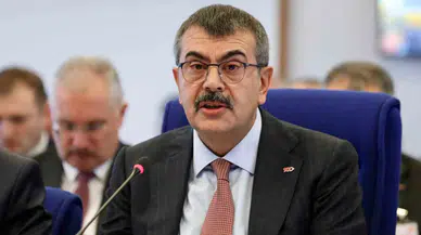 Milli Eğitim Bakanı Yusuf Tekin yanıtladı! Ara tatil kaldırılacak mı?