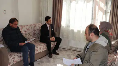 Suşehri Kaymakamı Yıldız Mahalle Mahalle Vatandaşla Buluşuyor
