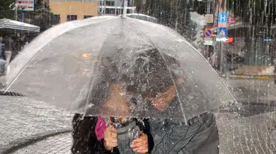 29 İlde Sağanak Ve Fırtına Alarmı!