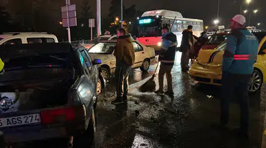 Zincirleme Kaza: Kontrolden Çıkan Araç Dehşet Saçtı