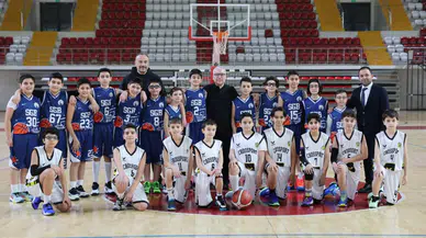 Vali Yılmaz Şimşek’ten Sporculara Moral Ziyareti