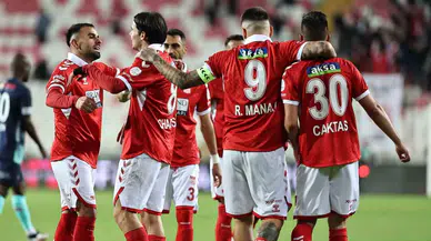 Sivasspor İlk Yarıda Farkı Açtı