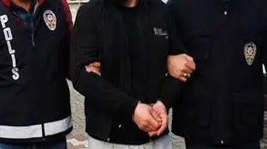 Şehit babasına hakaret eden sürücüyü vurmuştu, çıkartıldığı mahkemece tutuklandı