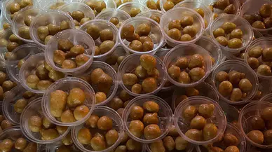 Muhtardan Anlamlı İkram: Teravih Sonrası Lokma Dağıtıldı