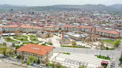 Bir Zamanlar İlk 5’teydi, Bugün 33’üncü Sırada: Sivas’ı Kim Sahiplenecek?