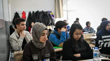 Görme Engelli Kardeşlerin Eğitimde Engel Tanımayan Azmi