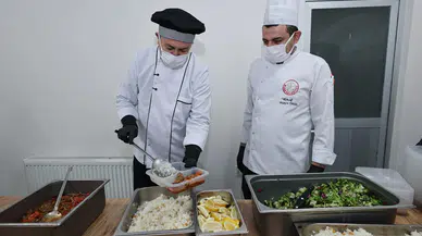 Dr. Adem Uzun Müjdeledi: Sivas'ta İftar Yemekleri Evlere Gidiyor