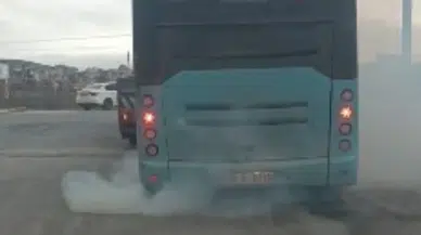 Sivas’ta Seyir Halindeki Otobüste Panik