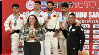 Minderde Büyük Mücadele: Sivaslı Sporcu Kürsüde