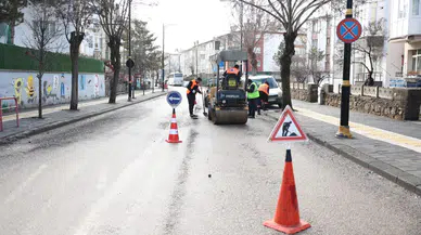 Sivas’ta Yollar Güvenli Hale Geliyor
