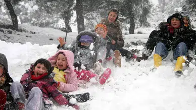 Yarın Okullar Tatil mi?