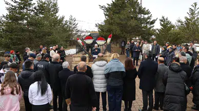 Sivas’ta Âşık Veysel, 53. Ölüm Yıldönümünde Anıldı