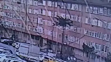 5. Kattan Atlayan Genç Kurtarılamadı! O Anlar Kamerada