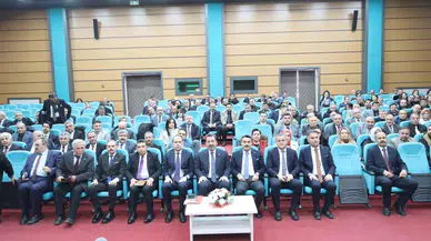 Sivas’ta İlçe ve Okul Müdürleriyle Eğitim İstişare Toplantısı