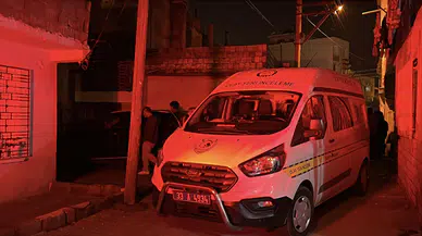 Sokak Arasındaki Silahlı Kavgada Masum Kadın Başından Vuruldu