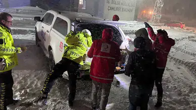 Tokat-Sivas Karayolunda Kar Geçit Vermedi: AFAD Bölgeye İndi