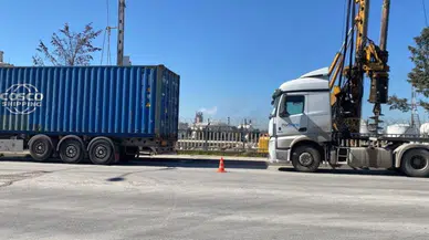 iki tır arasında kalan sürücü hayatını kaybetti