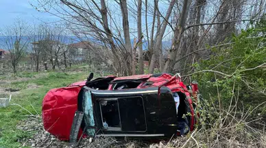 Alkollü sürücü emanet aldığı araçla takla attı