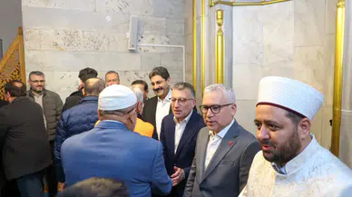 Sivas’ta Bayram Sabahı: Paşa Camii’nde Yoğun Katılım
