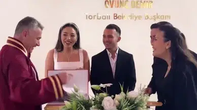Nikah memuruna şaka yaptılar, Memur Masayı Terk Etti