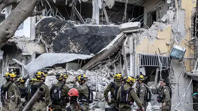 İDF Duyurdu: İran'da Balistik Füze Rampaları ve İHA'lar Vuruldu