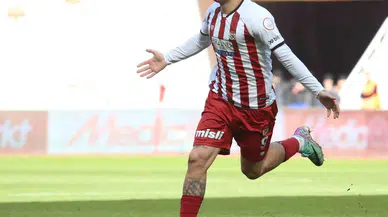 Sivasspor’da Şok Sakatlık! Manaj 7. Dakikada Oyundan Çıktı!