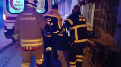 Yayladağı’nda Müstakil Evde Yangın, 2 Kişi Dumandan Etkilendi