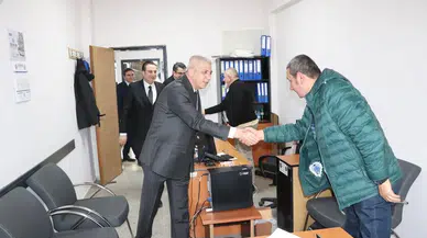 Bayram Sonrası İlk Mesai: İl Müdürü Salih İnan Personelle Bayramlaştı