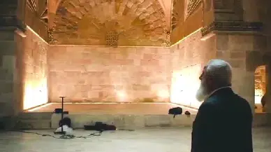 Divriği Ulu Camii’de Fehmi Amca’dan unutulmaz performans