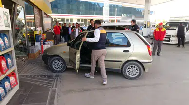 Sıra Kavgası Gözü Döndürdü: Otomobiliyle Akaryakıt İstasyonuna Girdi
