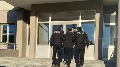 Koyulhisar’da Göçmen Kaçakçılığı Operasyonu: 1 Tutuklama Yapıldı