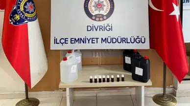 Sivas Divriği'de Emniyetten Kaçakçılık Darbesi: Sahte Alkol Kitleri Yakalandı