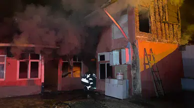Çorum’da Gecekondu Yangını: Odun Sobası Evi Kül Etti!