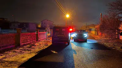 Kanlı Kavga: Firari Şüpheliler Aranıyor! 3 Kişiden 1'i Öldü