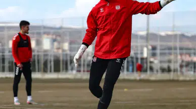 Sivasspor, Zorlu Deplasman Öncesi Taktik ve Kondisyon Çalıştı