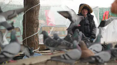 Samsun'da Yürek Isıtan Hikaye: "Yemci Amca" Çocukları Sevindiriyor