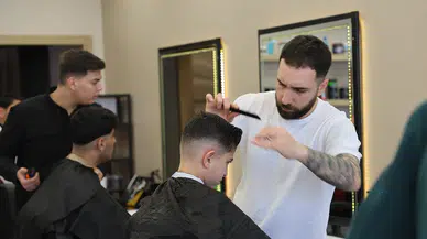 Berberlerde Bayram Mesaisi: Randevular Tamamen Doldu