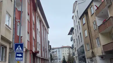 Sivas’ta Gündüz Yanan Sokak Lambaları Tepki Çekti