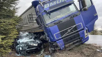 Tırın çarptığı otomobildeki 1 kişi öldü