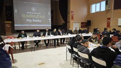 Gölova’da Kaymakam Kahveci ve Başkan Ayan, Hasan Şakar YBO İftarında