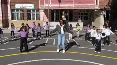 Miniklerin Renkli 23 Nisan Hazırlıkları Sivas’ta Başladı